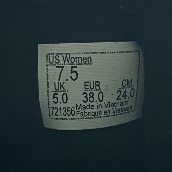 Vans Sk8-Hi Women’s | Size 7.5 | Like New - Picture 15 of 17